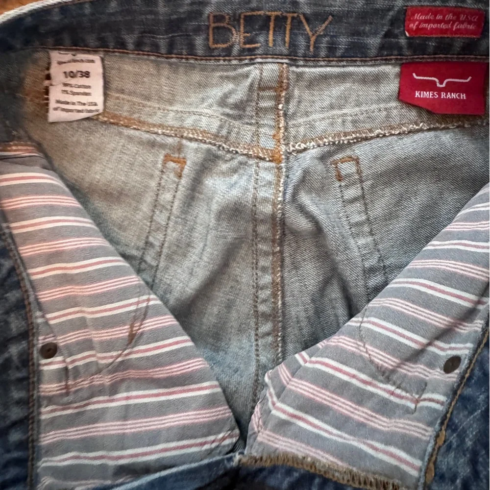 Kimes Ranch Betty Jeans 10 - Picture 3 of 3